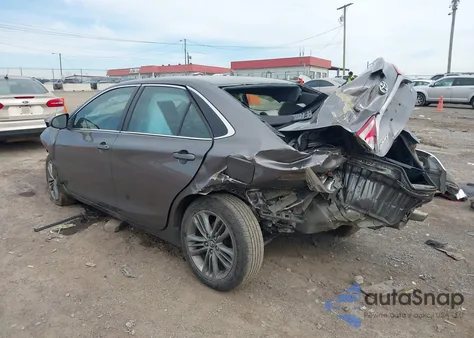 2015 Toyota Camry Se z USA, uszkodzony, nr VIN 4T1BF1FK1FU891516